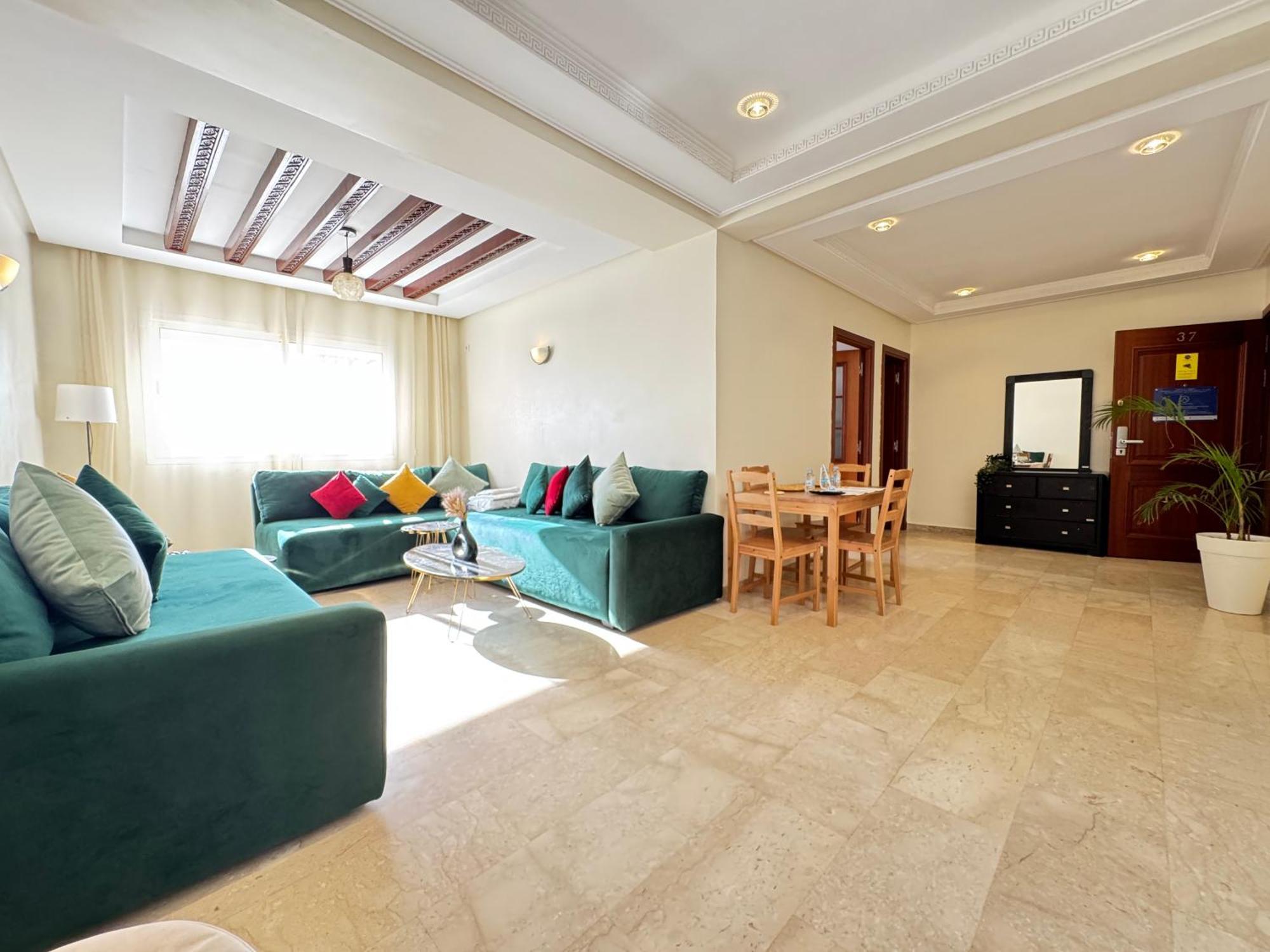 Suitouiss - Agdal 5 - A 2 Minutes De La Gare De Train Tgv Apartment *